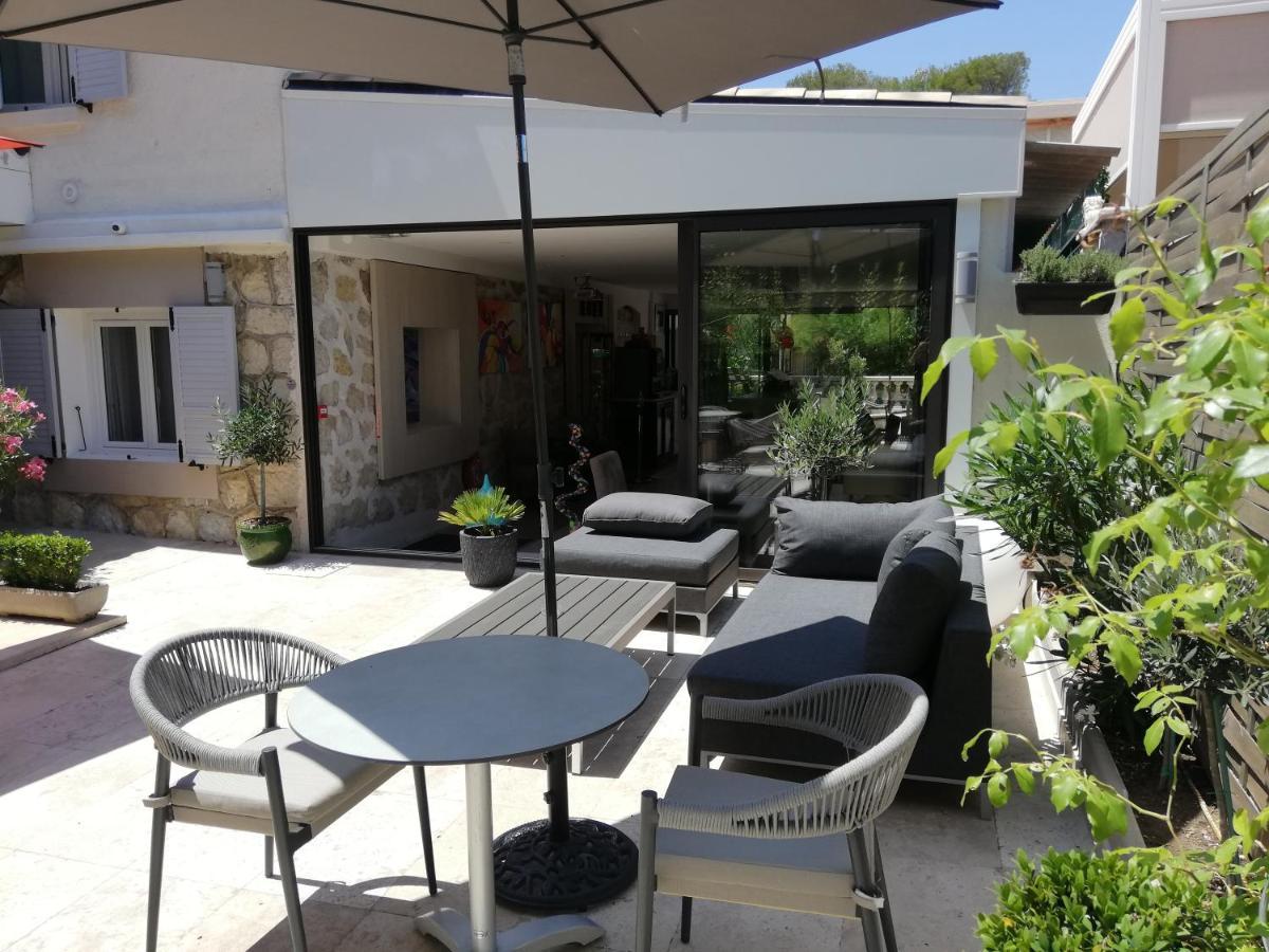 Hotel Miramar- Cap D'Antibes - La Garoupe Plage Екстер'єр фото